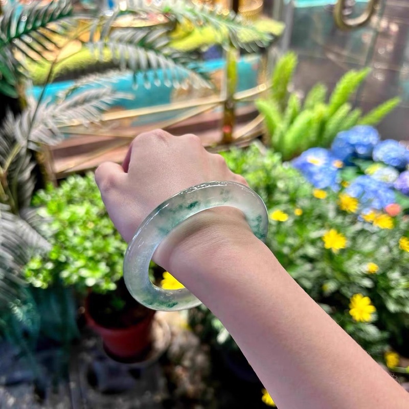 다롱석 대체품으로서의 고품질 제품, 꽃무늬가 있는 얼음 - Bracelets 리뷰 및 가격