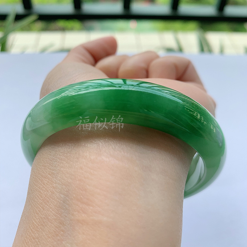 오래된 광산에서 채취한 얼음빛 경옥 팔찌, 밝고 하얗게 - Bracelets 리뷰 및 가격