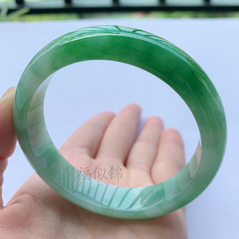 오래된 광산에서 채취한 얼음빛 경옥 팔찌, 밝고 하얗게 - Bracelets 리뷰 및 가격