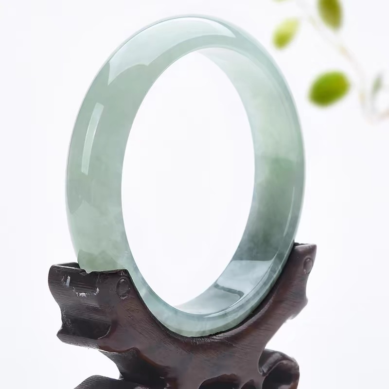 미얀마 고대 광산에서 채취한 라이트 제이드 팔찌, 녹색 - Bracelets 리뷰 및 가격