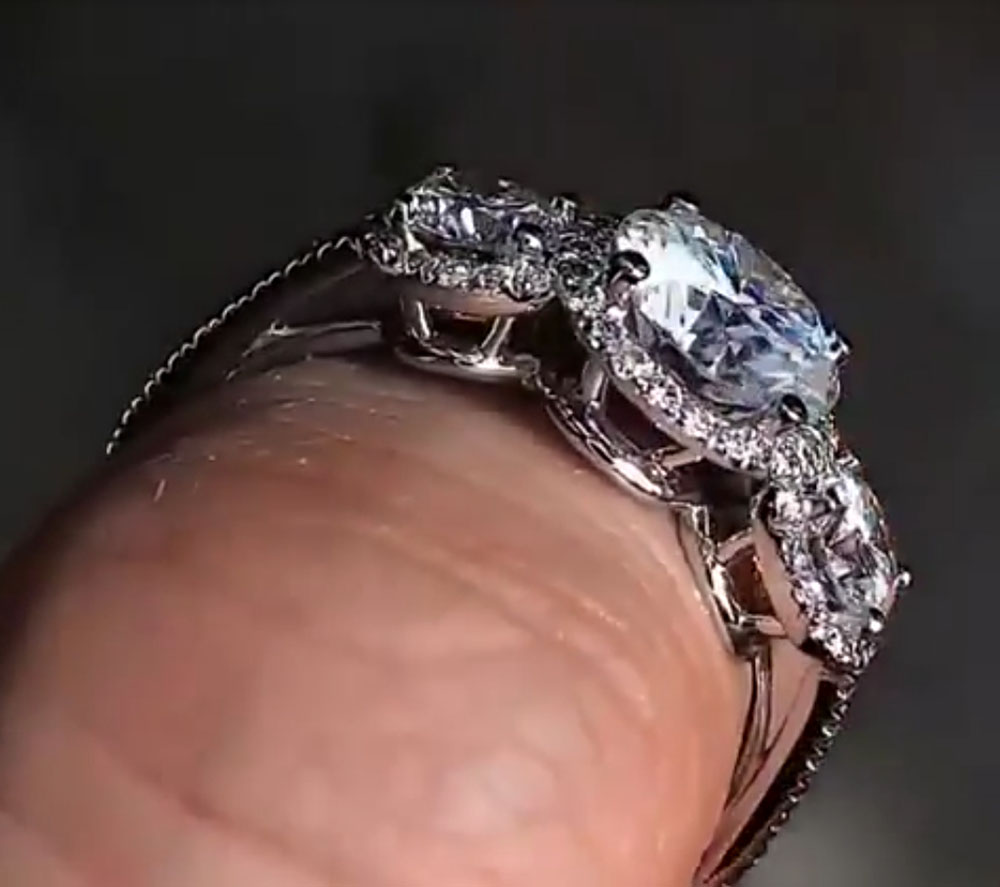 맞춤형 진짜 백금 PT950 여성 웨딩 파티 기념일 약 - Moissanite Engagement Ring 1 Carat 리뷰 및 가격